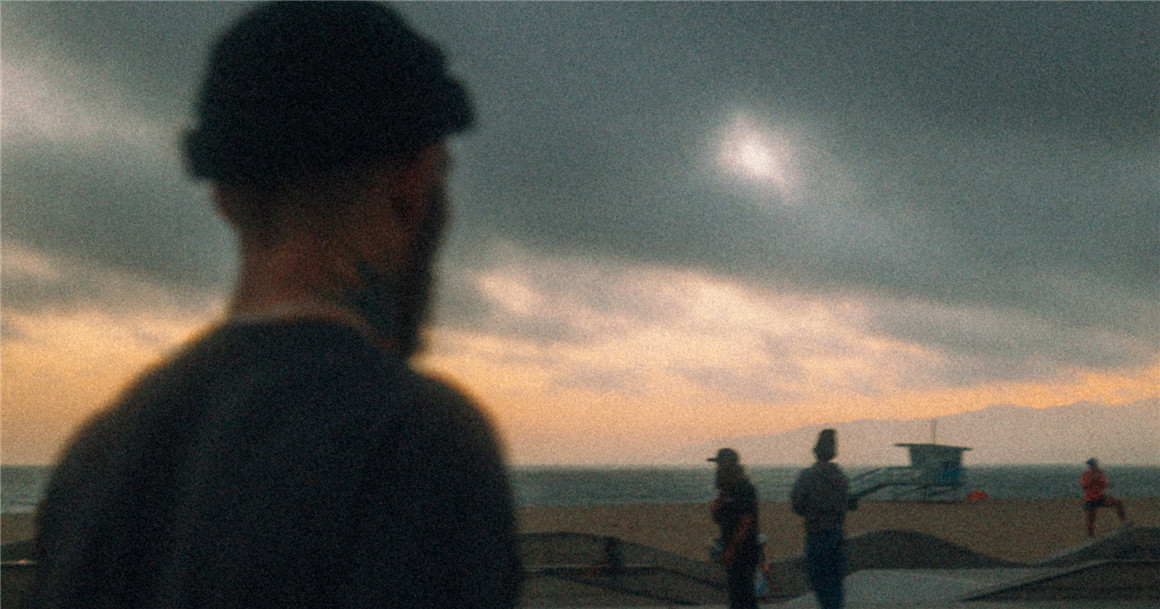 Cinegrams 复古35mm电影颗粒感灰尘划痕纹理胶片覆盖视频素材 Cinegrams 35mm Film Grain Overlays , sucaiwan.com