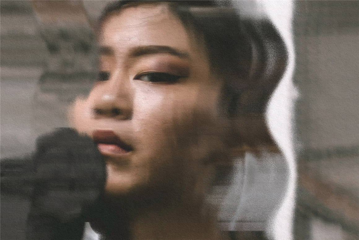 Family 独特乙烯基半色调打印机故障做旧伪影置换器场景PSD模板样机NO.2 Form Displacer 样机素材 第4张-素材湾丨精选海外优质设计素材资源 Family 独特乙烯基半色调打印机故障做旧伪影置换器场景PSD模板样机NO.2 Form Displacer 样机素材 sucaiwan.com