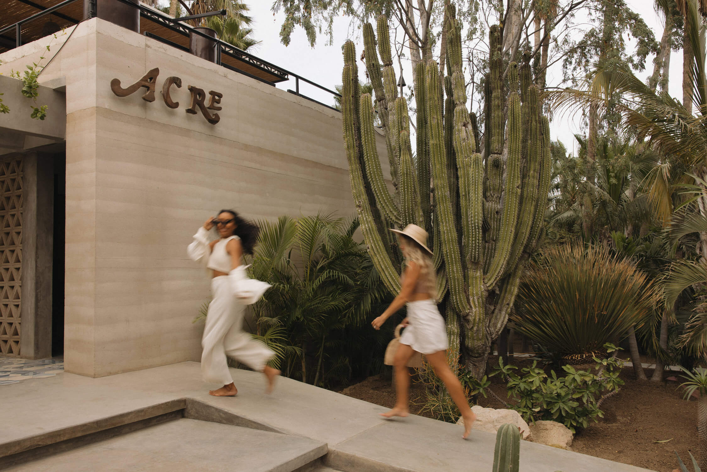 G-Presets 纯白永恒触感35mm电影胶卷婚礼人像摄影LR调色预设 G-Presets - Beba Vowels Pack 03 , 第8张-素材湾丨精选海外优质设计素材资源 G-Presets 纯白永恒触感35mm电影胶卷婚礼人像摄影LR调色预设 G-Presets - Beba Vowels Pack 03 , sucaiwan.com