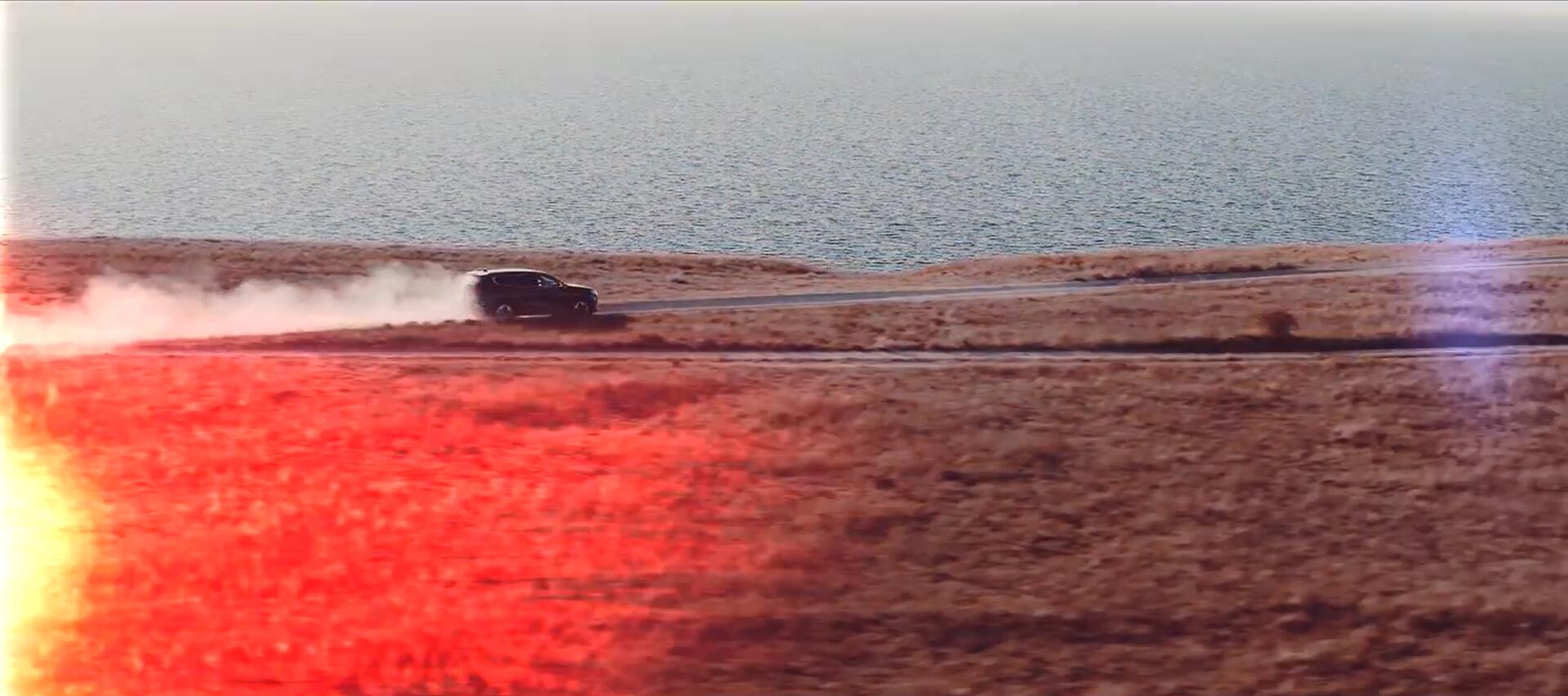 PR模板：24个复古做旧胶片燃烧漏光动态光耀斑转场动画过渡 , sucaiwan.com