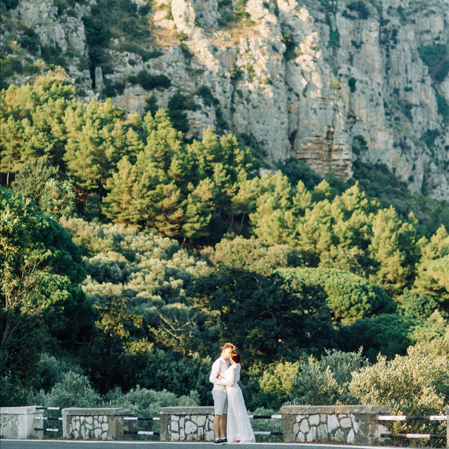 LR/PS预设-俄罗斯摄影师 Pavel 清新通透胶片LR预设 Pavel Vozmischev Vol.3 Italy Colors 插件预设 第11张-素材湾丨精选海外优质设计素材资源 LR/PS预设-俄罗斯摄影师 Pavel 清新通透胶片LR预设 Pavel Vozmischev Vol.3 Italy Colors 插件预设 sucaiwan.com