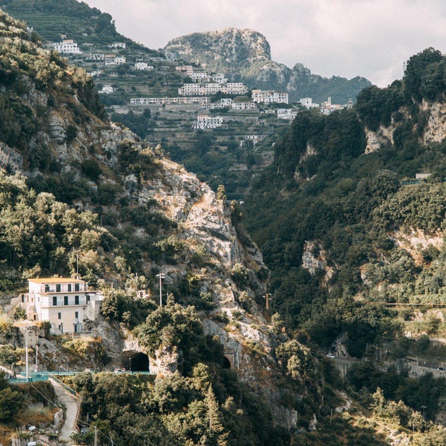 LR/PS预设-俄罗斯摄影师 Pavel 清新通透胶片LR预设 Pavel Vozmischev Vol.3 Italy Colors 插件预设 第14张-素材湾丨精选海外优质设计素材资源 LR/PS预设-俄罗斯摄影师 Pavel 清新通透胶片LR预设 Pavel Vozmischev Vol.3 Italy Colors 插件预设 sucaiwan.com