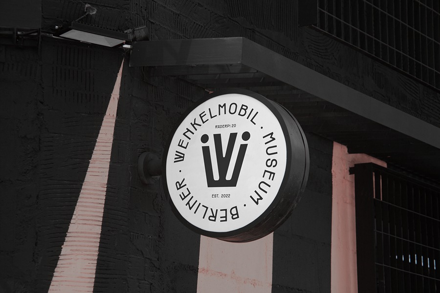 10款现代极简工业怪诞表现力标牌导视西文排版印刷无衬线字体家族Räder by Pangram Pangram 设计素材 第9张-素材湾丨精选海外优质设计素材资源 10款现代极简工业怪诞表现力标牌导视西文排版印刷无衬线字体家族Räder by Pangram Pangram 设计素材 sucaiwan.com