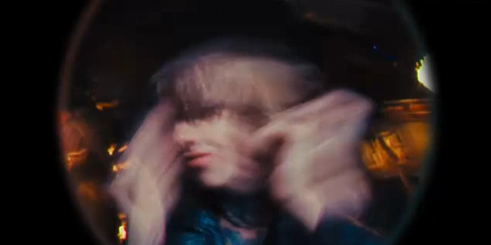 PR预设：8种复古逼真头畸变鱼眼镜头拉伸扭曲视频镜头效果预设 , sucaiwan.com