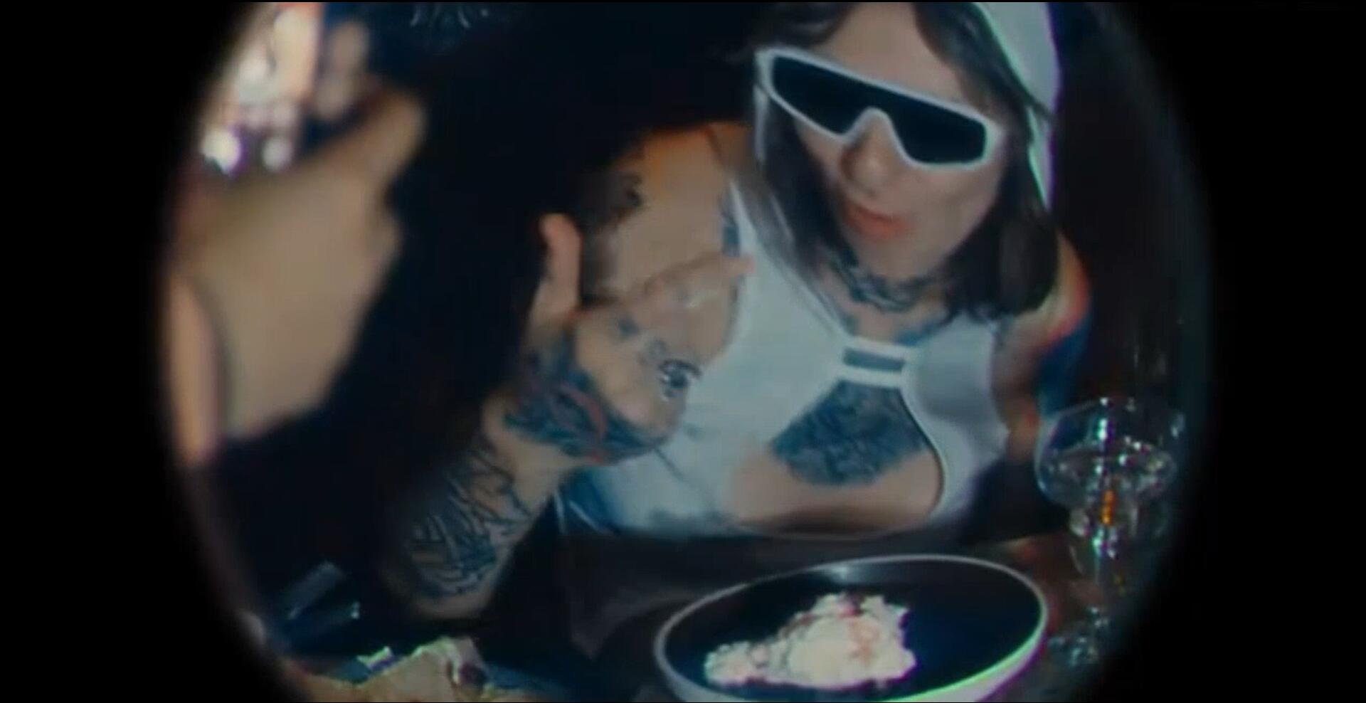 PR预设：8种复古逼真头畸变鱼眼镜头拉伸扭曲视频镜头效果预设 , sucaiwan.com