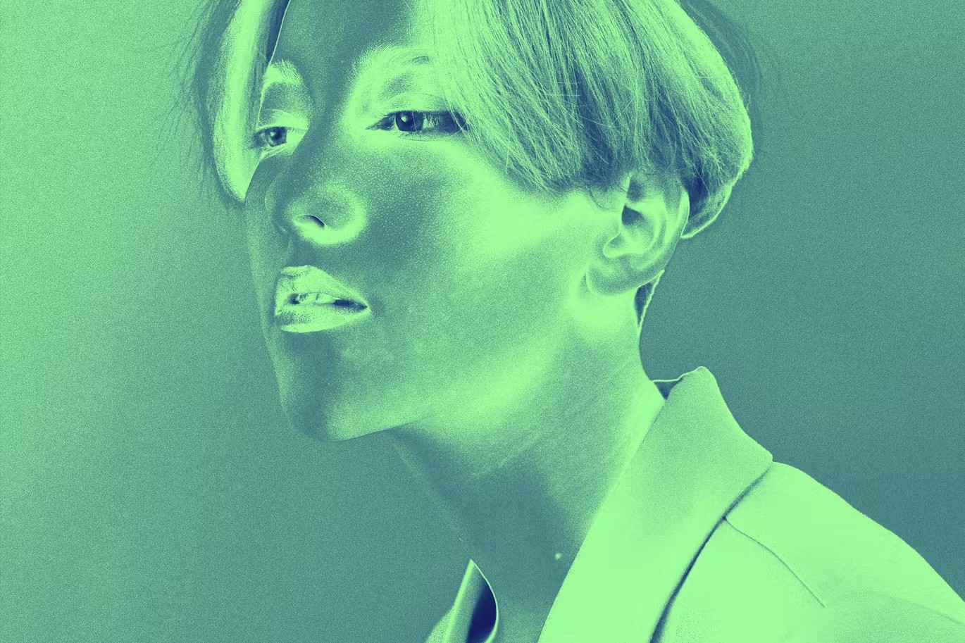 高质量银色人物皮肤图像特效PSD模板 Glow Skin Photo Effect 图片素材 sucaiwan.com