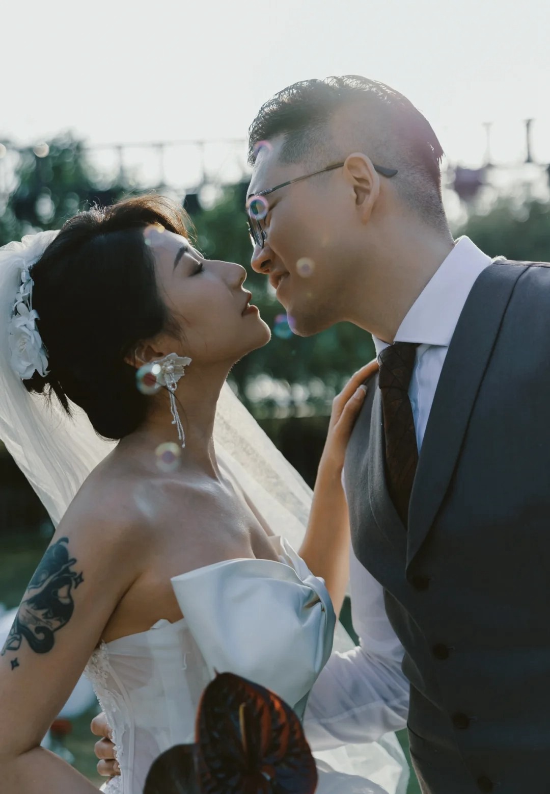 抖音小红书网红摄影师【叁工参上】婚礼跟拍/宴会跟拍LR预设 胶片预设合集 电脑版ps/lr预设配置文件滤镜附教程 插件预设 sucaiwan.com