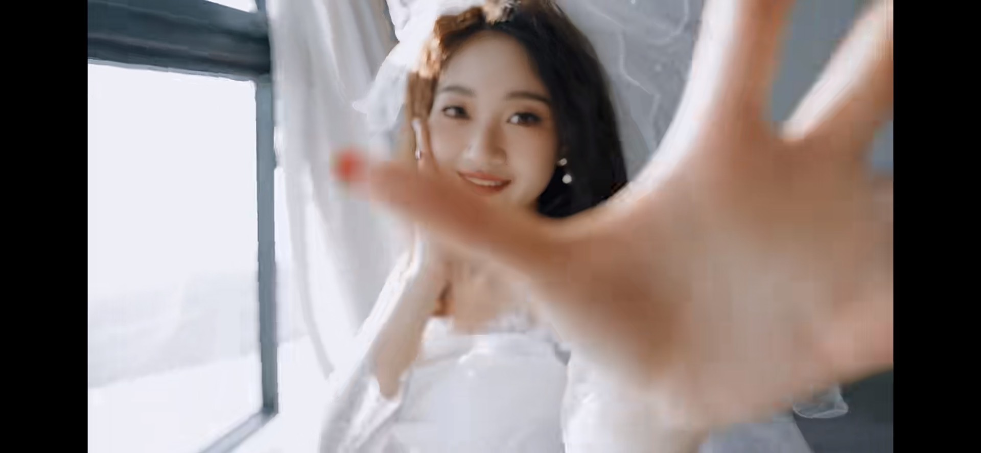 抖音小红书网红摄影工作室【十年一刻】团队婚礼跟拍胶片LR预设LUT预设合集 电脑版ps/lr预设配置文件滤镜附教程 插件预设 sucaiwan.com