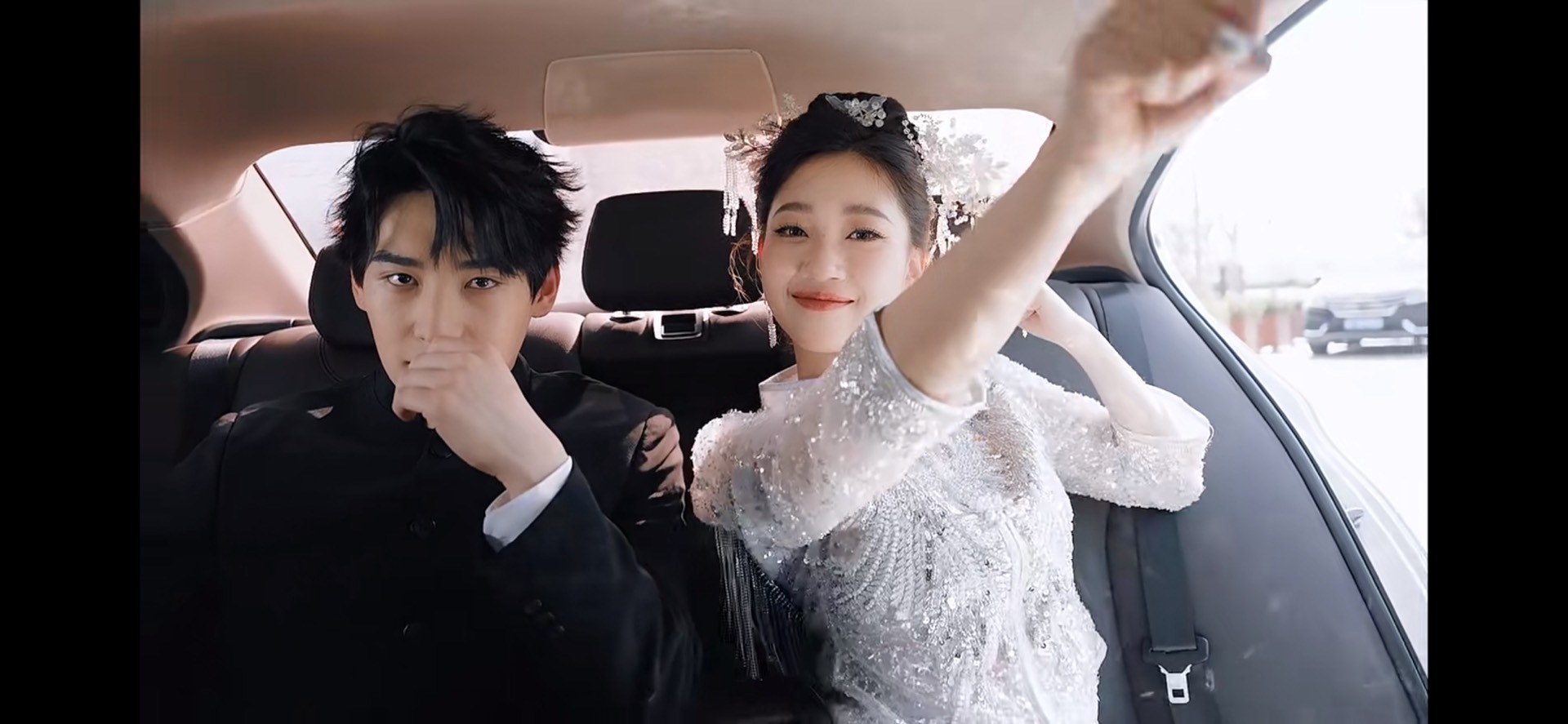 抖音小红书网红摄影工作室【十年一刻】团队婚礼跟拍胶片LR预设LUT预设合集 电脑版ps/lr预设配置文件滤镜附教程 插件预设 sucaiwan.com