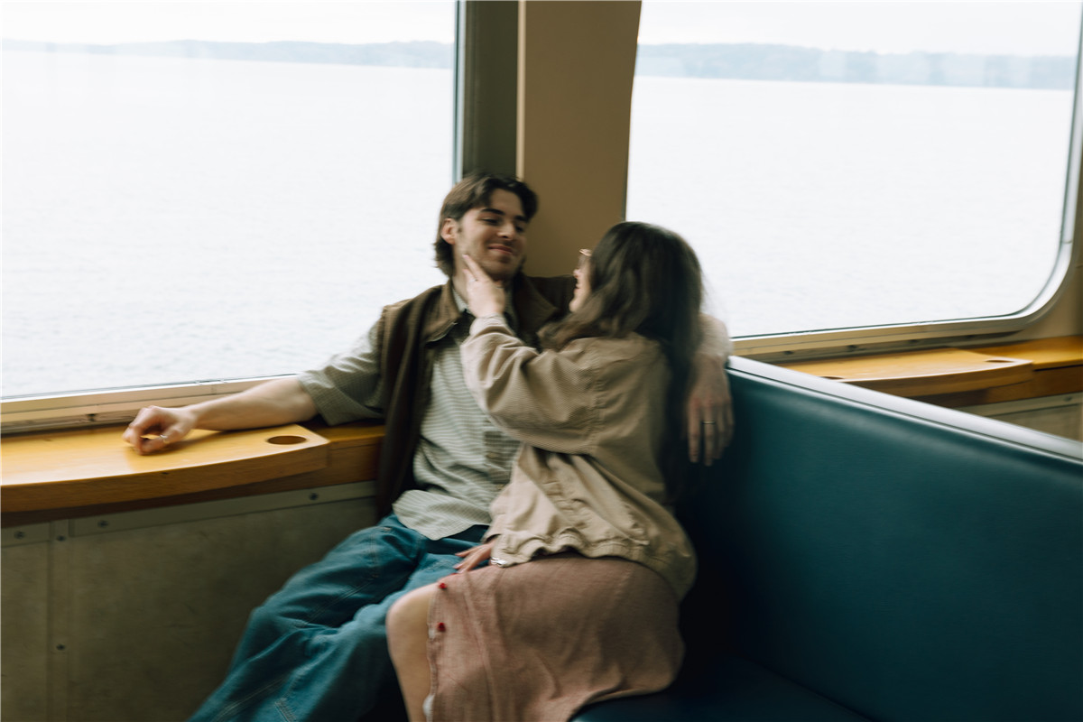 Mark Deleon - The Cinematic Pack 怀旧复古浪漫情绪电影色调风格人像摄影LR调色预设 插件预设 sucaiwan.com