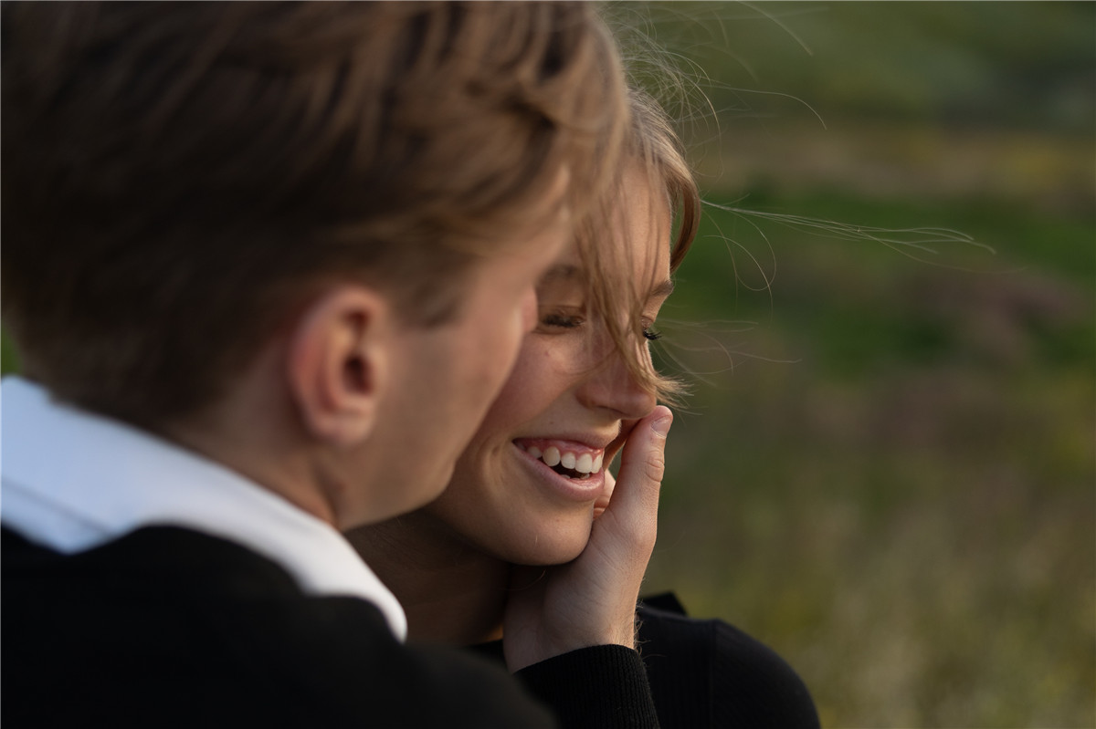 Mark Deleon - The Cinematic Pack 怀旧复古浪漫情绪电影色调风格人像摄影LR调色预设 插件预设 sucaiwan.com