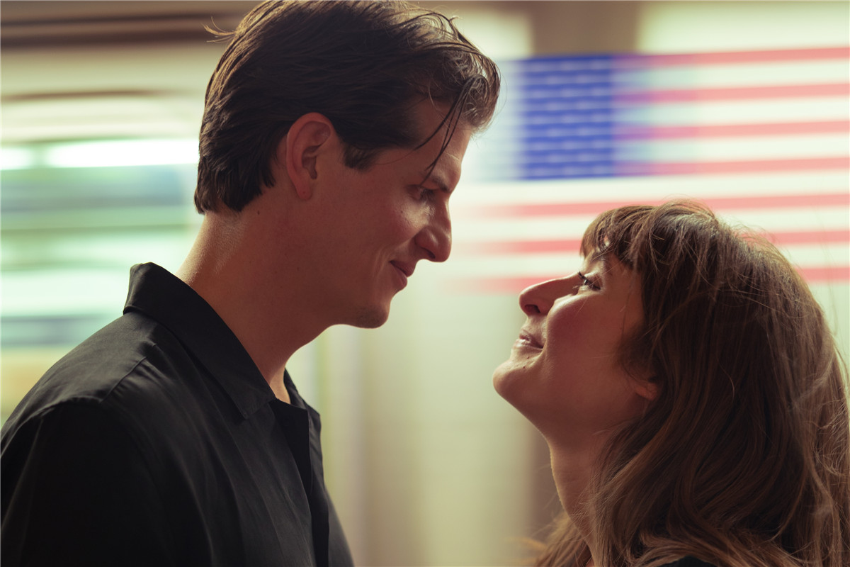 Mark Deleon - The Cinematic Pack 怀旧复古浪漫情绪电影色调风格人像摄影LR调色预设 插件预设 sucaiwan.com