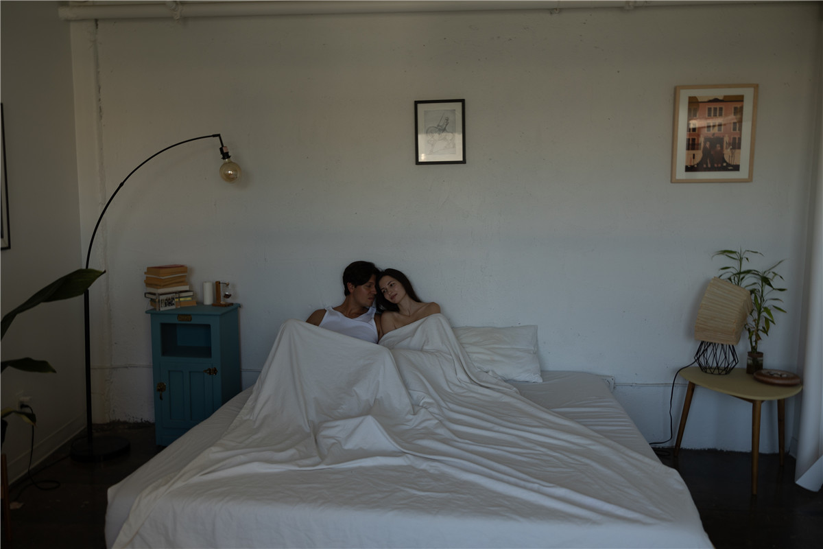 Mark Deleon - The Cinematic Pack 怀旧复古浪漫情绪电影色调风格人像摄影LR调色预设 插件预设 sucaiwan.com