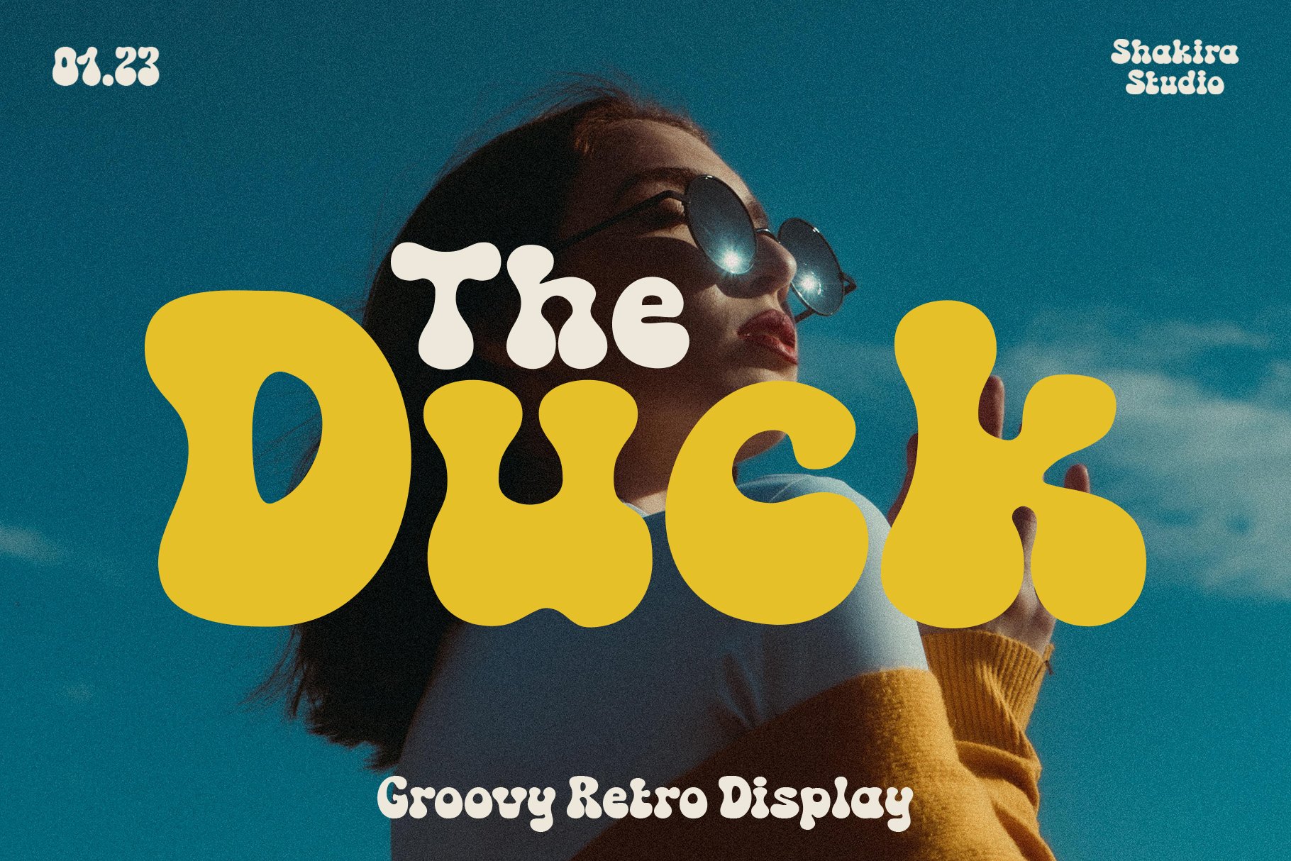 复古怪诞主义大胆童趣优雅女性海报杂志标题英文字体 The Duck - Groovy Retro Font 设计素材 sucaiwan.com
