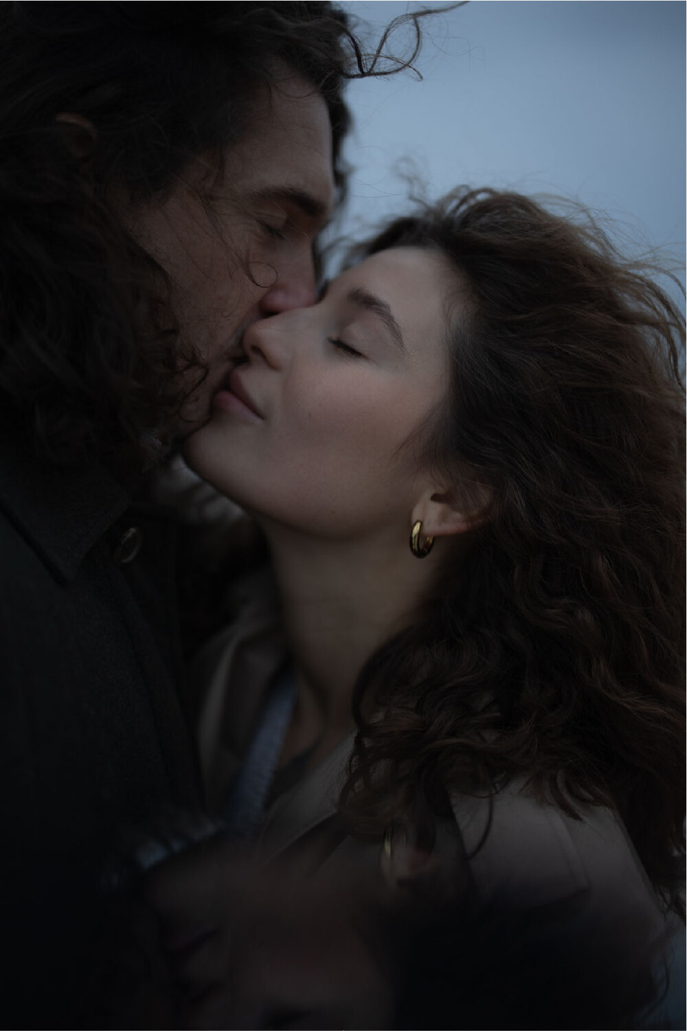 乌克兰摄影师Maley细腻爱情情绪风格人像摄影LR调色预设 Maleyphoto – Maley Presets 插件预设 第10张-素材湾丨精选海外优质设计素材资源 乌克兰摄影师Maley细腻爱情情绪风格人像摄影LR调色预设 Maleyphoto – Maley Presets 插件预设 sucaiwan.com