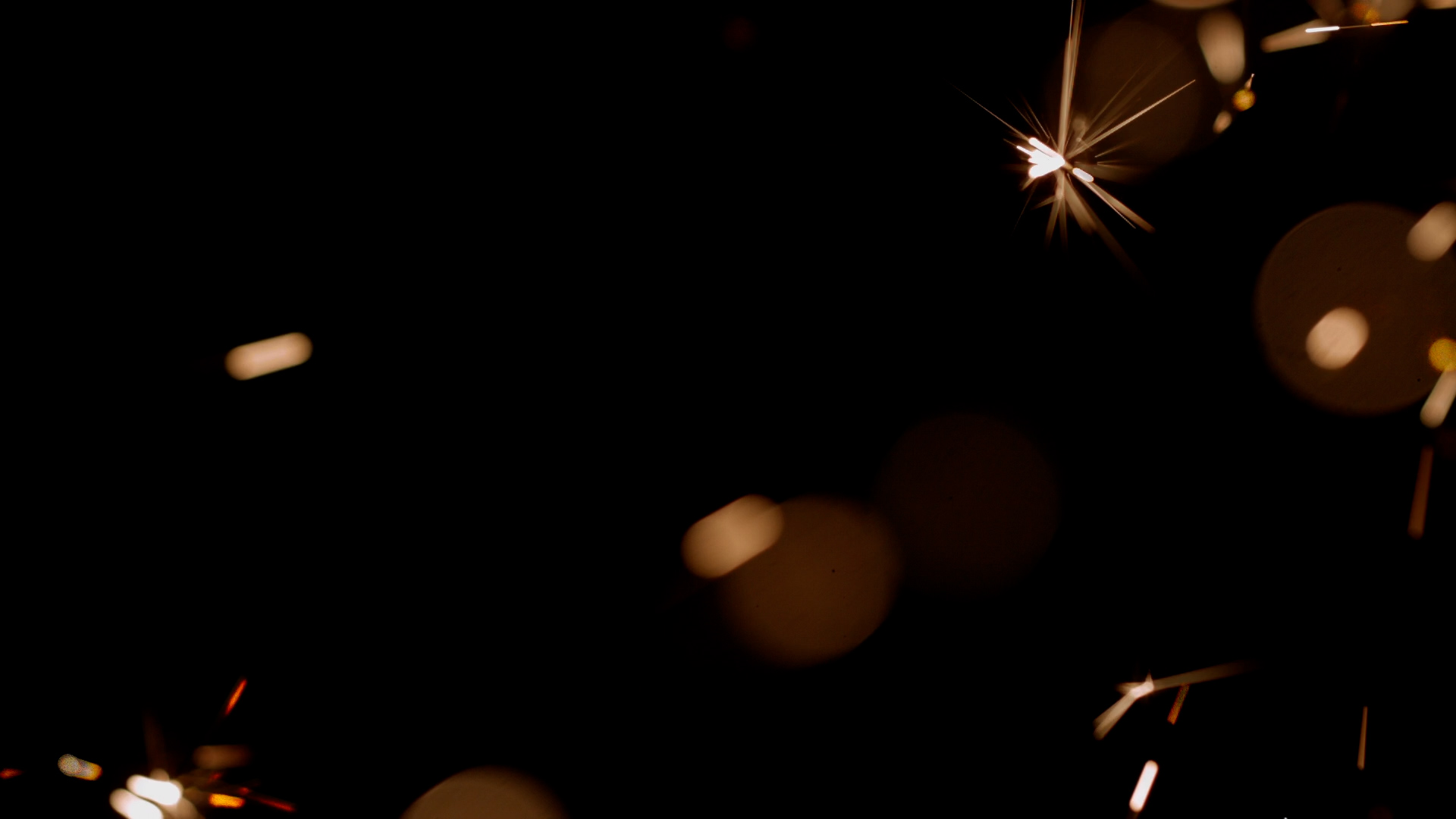 80+烟花镜头光晕金色光芒闪耀波光闪烁温暖氛围极简抽象真实镜头光晕视频效果 影视音频 第5张-素材湾丨精选海外优质设计素材资源 80+烟花镜头光晕金色光芒闪耀波光闪烁温暖氛围极简抽象真实镜头光晕视频效果 影视音频 sucaiwan.com