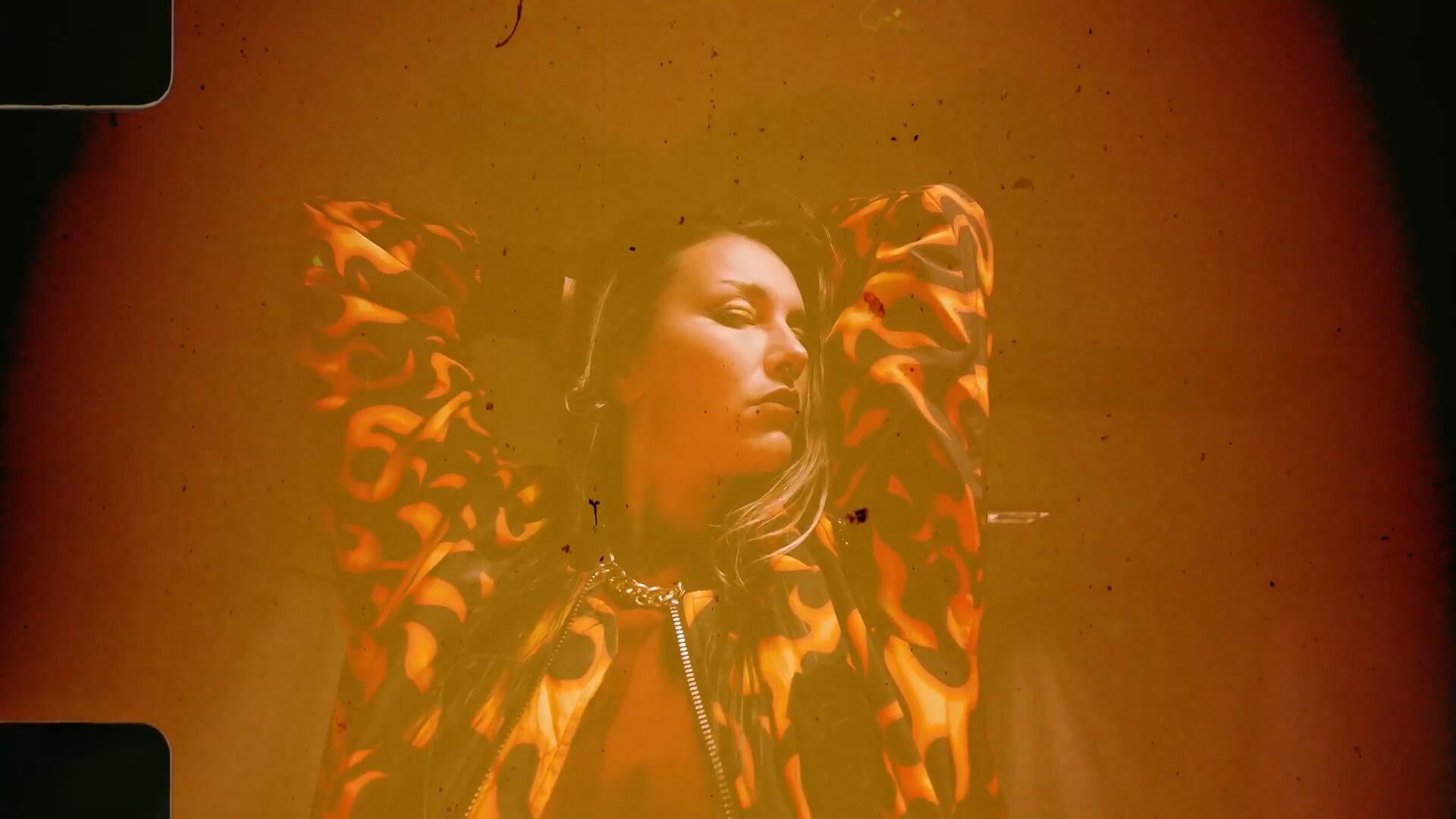 REELBURN – MASTER BUNDLE 真实胶片模拟胶片颗粒叠加纹理棱镜打孔漏光撕纸转场捆绑包 影视音频 第2张-素材湾丨精选海外优质设计素材资源 REELBURN – MASTER BUNDLE 真实胶片模拟胶片颗粒叠加纹理棱镜打孔漏光撕纸转场捆绑包 影视音频 sucaiwan.com