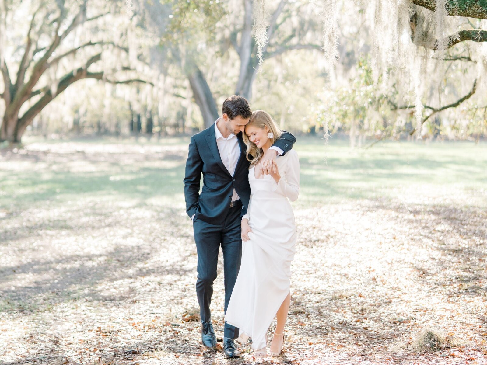 纯白永恒温暖富士胶片电影颗粒婚礼人像摄影LR调色预设 Lauren Fair - Lauren Fair 7 Powerful Presets & Profiles 插件预设 sucaiwan.com