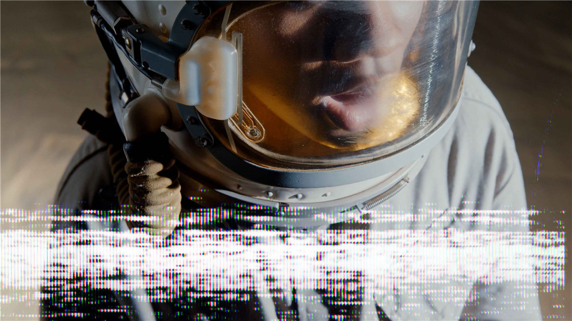 VIDEO MILKSHAKE 复古抽象CRT取景框架波信号损坏元素故障毛刺静态纹理视频素材 CRT Interface Pack – Pro 4K 影视音频 第3张-素材湾丨精选海外优质设计素材资源 VIDEO MILKSHAKE 复古抽象CRT取景框架波信号损坏元素故障毛刺静态纹理视频素材 CRT Interface Pack – Pro 4K 影视音频 sucaiwan.com