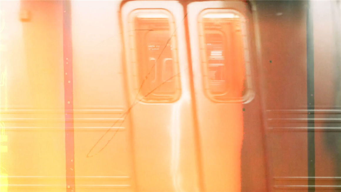 复古胶片质感燃烧烧伤文字刻录电影放映机转场过渡+转场视频素材包 Film Burn Transitions 影视音频 第3张-素材湾丨精选海外优质设计素材资源 复古胶片质感燃烧烧伤文字刻录电影放映机转场过渡+转场视频素材包 Film Burn Transitions 影视音频 sucaiwan.com