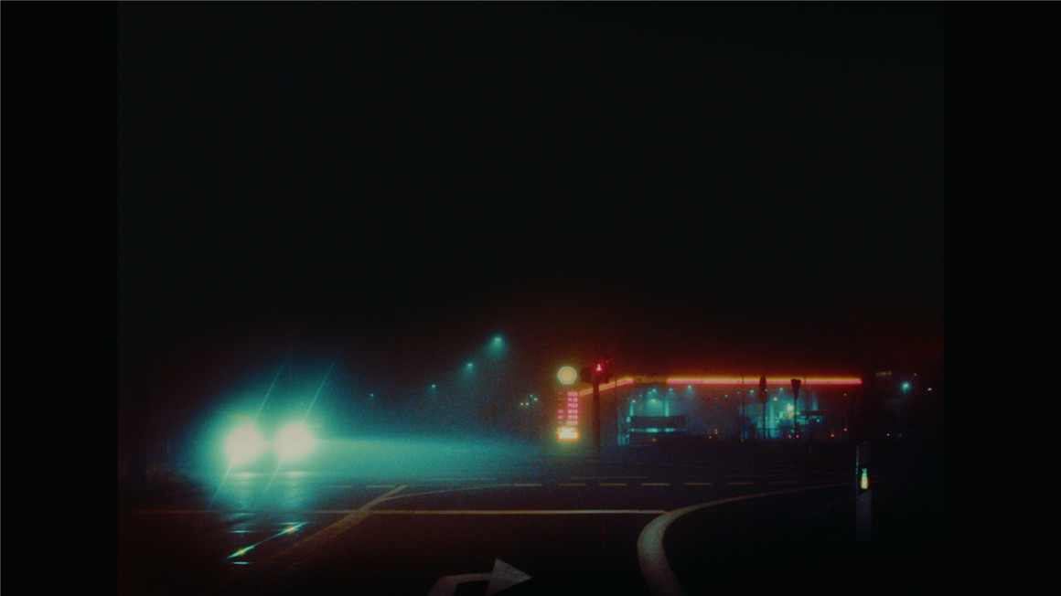 『胶片模拟』CINESTILL 800T 复古柯达胶片模拟色调光晕仿真达芬奇调色节点 CINESTILL 800T Power Grade for Professional Color Grading in DaVinci Resolve Studio 插件预设 第2张-素材湾丨精选海外优质设计素材资源 『胶片模拟』CINESTILL 800T 复古柯达胶片模拟色调光晕仿真达芬奇调色节点 CINESTILL 800T Power Grade for Professional Color Grading in DaVinci Resolve Studio 插件预设 sucaiwan.com