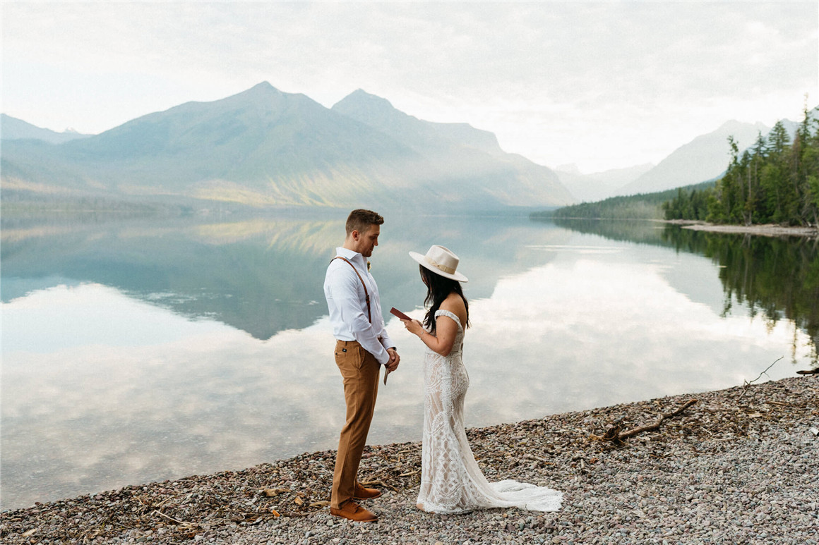 复古美学朦胧蓝绿色调胶片颗粒电影氛围LR调色预设 G-Presets x Photobug Lightroom Presets 插件预设 第9张-素材湾丨精选海外优质设计素材资源 复古美学朦胧蓝绿色调胶片颗粒电影氛围LR调色预设 G-Presets x Photobug Lightroom Presets 插件预设 sucaiwan.com