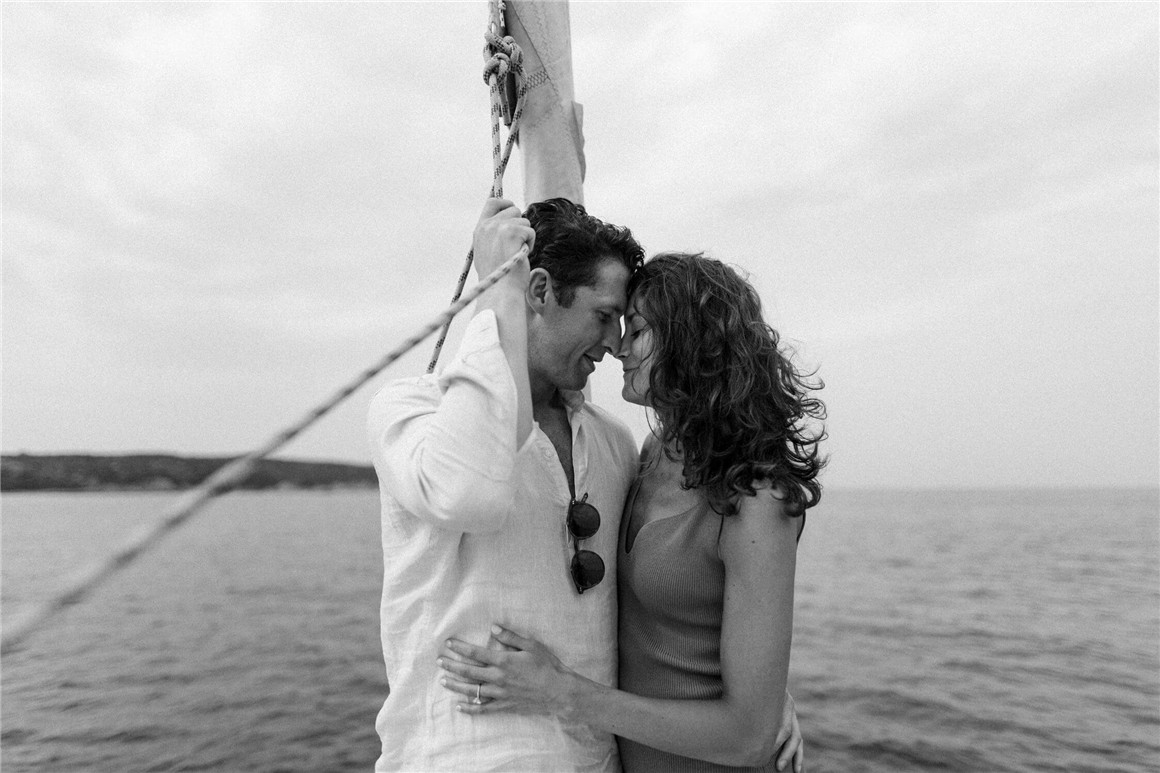 复古美学朦胧蓝绿色调胶片颗粒电影氛围LR调色预设 G-Presets x Photobug Lightroom Presets 插件预设 第15张-素材湾丨精选海外优质设计素材资源 复古美学朦胧蓝绿色调胶片颗粒电影氛围LR调色预设 G-Presets x Photobug Lightroom Presets 插件预设 sucaiwan.com