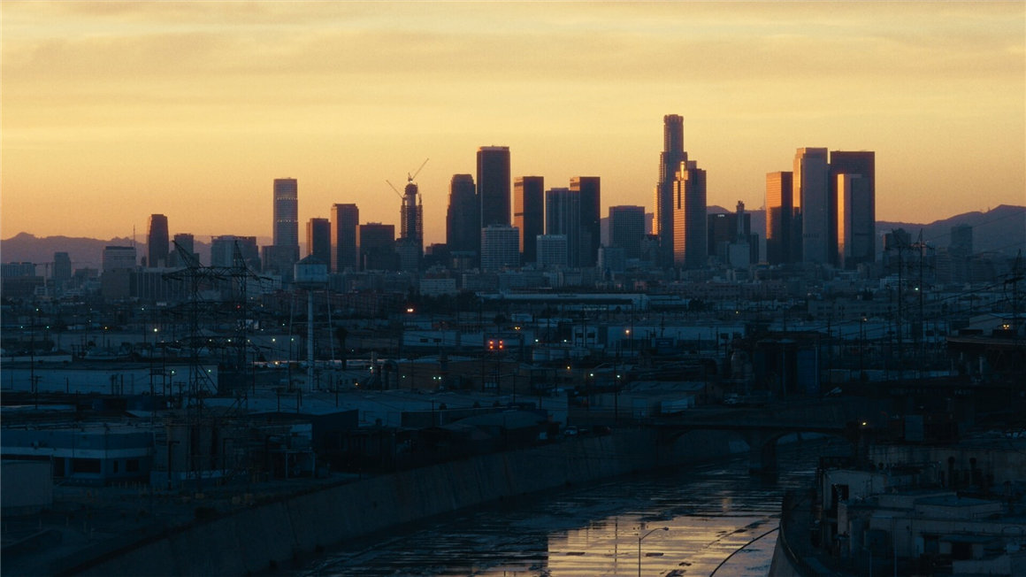 JVKE 达芬奇复古电影胶片仿真颗粒光晕模拟调色节点预设包 16MM FILM EMULATION POWERGRADE 插件预设 第13张-素材湾丨精选海外优质设计素材资源 JVKE 达芬奇复古电影胶片仿真颗粒光晕模拟调色节点预设包 16MM FILM EMULATION POWERGRADE 插件预设 sucaiwan.com