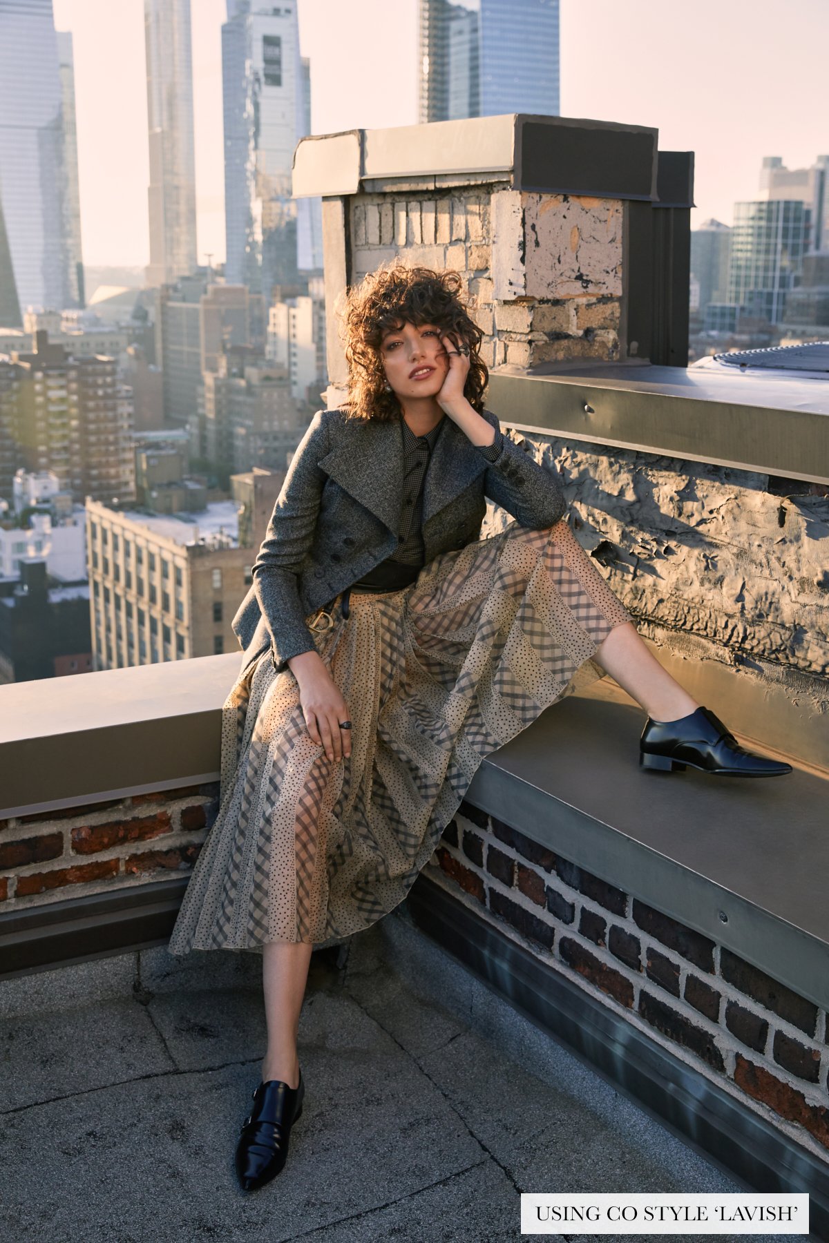 飞思预设:17个精美人像杂志摄影风格Capture One调色预设 LARA JADE - FASHION FOUNDATIONS SET - Capture One Style 插件预设 第2张-素材湾丨精选海外优质设计素材资源 飞思预设:17个精美人像杂志摄影风格Capture One调色预设 LARA JADE - FASHION FOUNDATIONS SET - Capture One Style 插件预设 sucaiwan.com