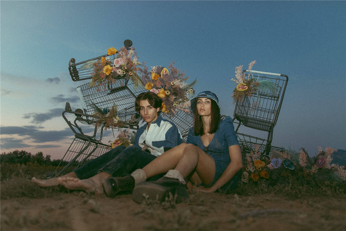G-Presets 经典怀旧复古色调落日黄昏暖调低光弱光LR调色预设包 FROM THE DAISIES PRESETS 插件预设 sucaiwan.com