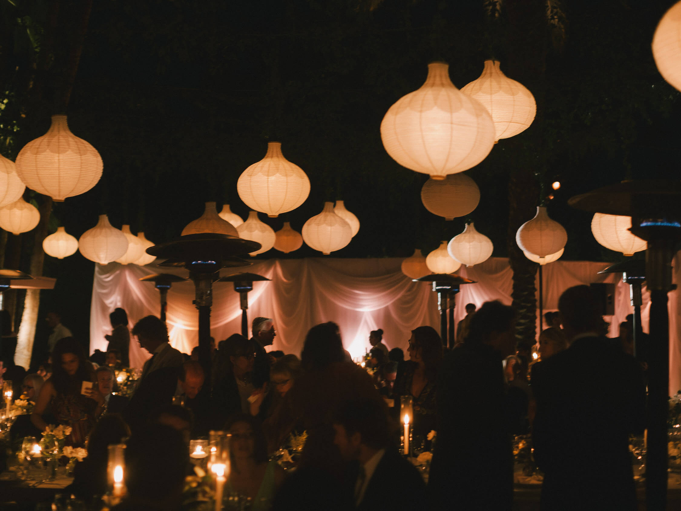 G-Presets-Brady Bates 温暖干净奶油色美感胶片电影婚礼人像摄影LR调色预设 插件预设 第21张-素材湾丨精选海外优质设计素材资源 G-Presets-Brady Bates 温暖干净奶油色美感胶片电影婚礼人像摄影LR调色预设 插件预设 sucaiwan.com