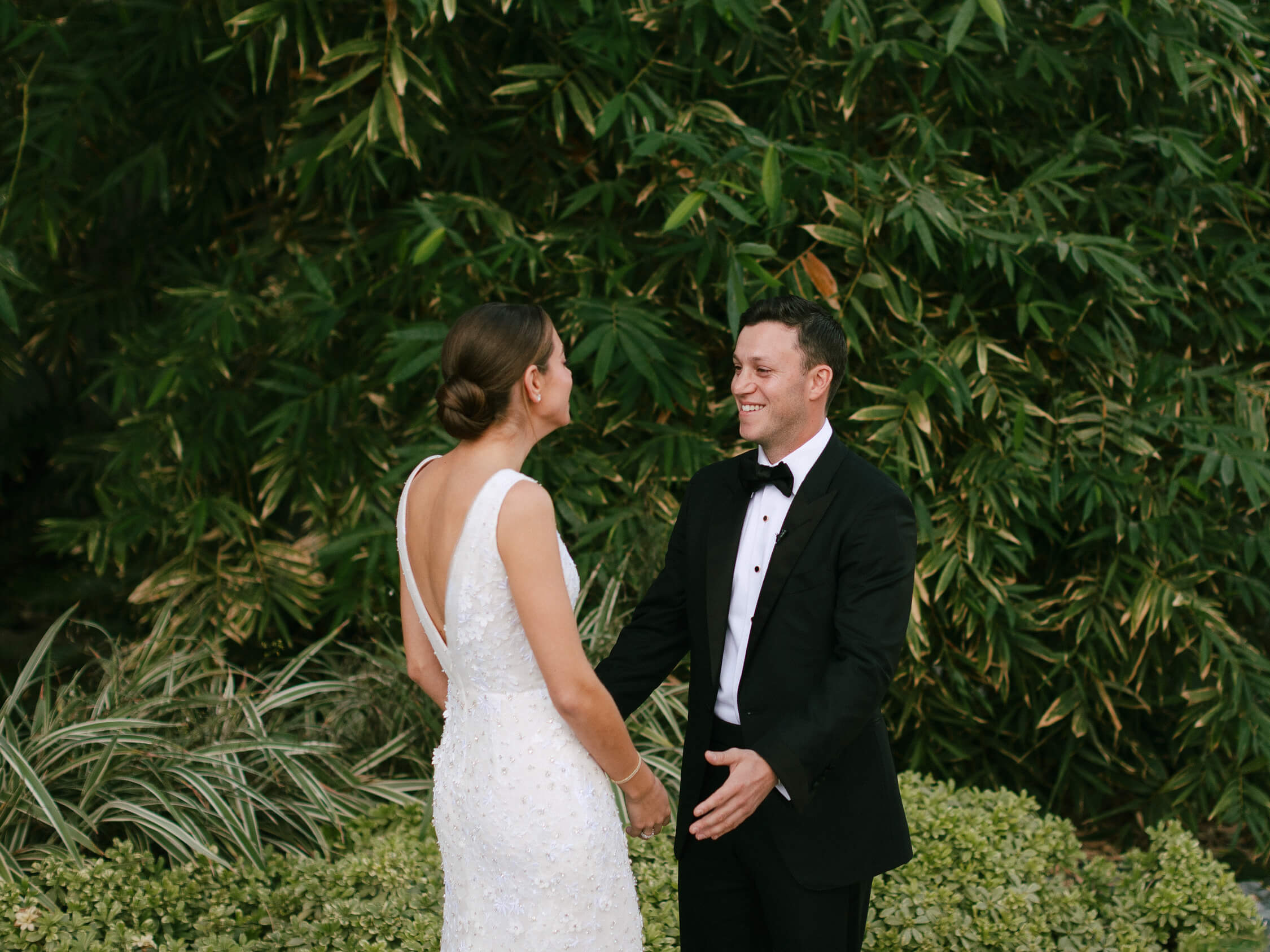 G-Presets-Brady Bates 温暖干净奶油色美感胶片电影婚礼人像摄影LR调色预设 插件预设 第22张-素材湾丨精选海外优质设计素材资源 G-Presets-Brady Bates 温暖干净奶油色美感胶片电影婚礼人像摄影LR调色预设 插件预设 sucaiwan.com