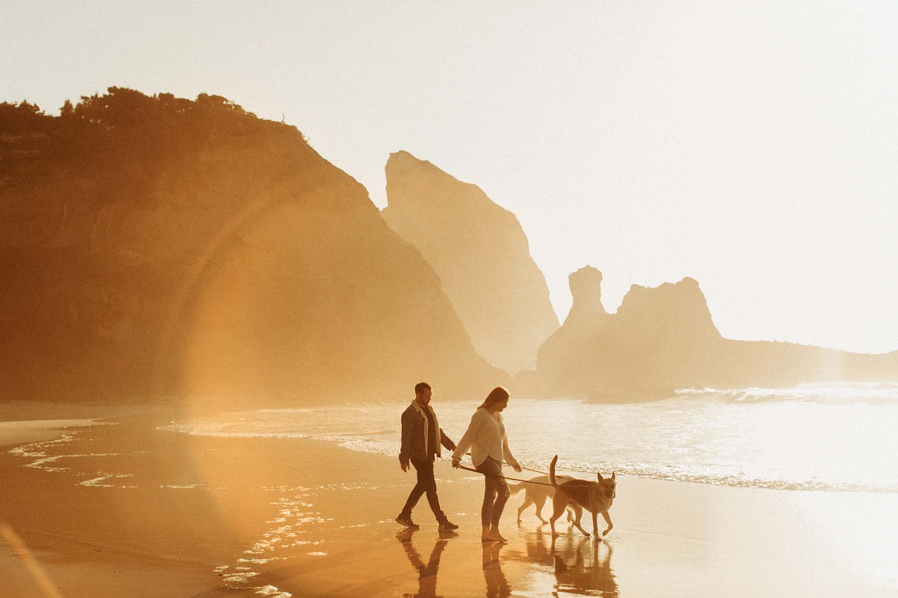 35款创意暖色调光晕耀斑玻璃反光效果情侣户外摄影照片调色Lightroom预设 Meridian – LLFx – India Earl – Solis Presets 插件预设 第2张-素材湾丨精选海外优质设计素材资源 35款创意暖色调光晕耀斑玻璃反光效果情侣户外摄影照片调色Lightroom预设 Meridian – LLFx – India Earl – Solis Presets 插件预设 sucaiwan.com