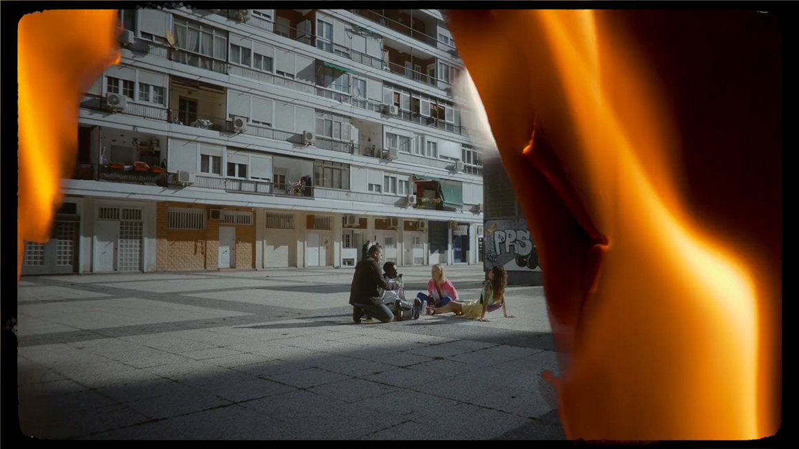 Blindusk 独特真实纸燃烧火焰刻录转场过渡胶片纹理4K视频+音效素材 BURNING PAPER TRANSITIONS 影视音频 第4张-素材湾丨精选海外优质设计素材资源 Blindusk 独特真实纸燃烧火焰刻录转场过渡胶片纹理4K视频+音效素材 BURNING PAPER TRANSITIONS 影视音频 sucaiwan.com