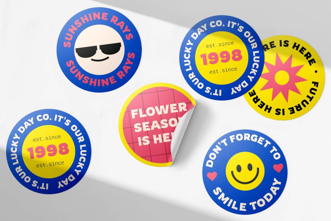 5款逼真圆形不干胶标签贴纸LOGO贴设计展示效果图PS智能贴图样机模板素材 Round Stickers Mockup Set 样机素材 第2张-素材湾丨精选海外优质设计素材资源 5款逼真圆形不干胶标签贴纸LOGO贴设计展示效果图PS智能贴图样机模板素材 Round Stickers Mockup Set 样机素材 sucaiwan.com