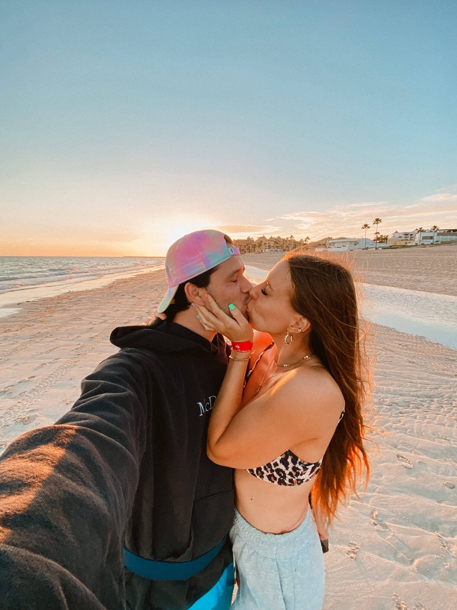 流行绚丽真正色彩暖色调旅行摄影照片手机Lightroom调色预设 G-Presets: Olivia Markle Mobile Presets 插件预设 第13张-素材湾丨精选海外优质设计素材资源 流行绚丽真正色彩暖色调旅行摄影照片手机Lightroom调色预设 G-Presets: Olivia Markle Mobile Presets 插件预设 sucaiwan.com