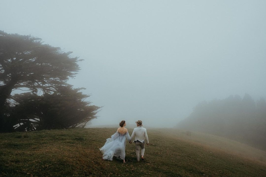 温馨暖色调白平衡曝光婚礼情侣摄影照片调色Lightroom预设 Chris Turner – CTM V3 | 2023 Collection 插件预设 第2张-素材湾丨精选海外优质设计素材资源 温馨暖色调白平衡曝光婚礼情侣摄影照片调色Lightroom预设 Chris Turner – CTM V3 | 2023 Collection 插件预设 sucaiwan.com