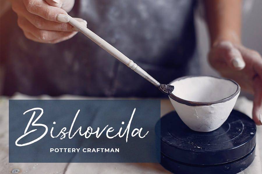 优雅杂志海报徽标设计手写英文字体安装包 Southcastle – Brush Font 设计素材 第10张-素材湾丨精选海外优质设计素材资源 优雅杂志海报徽标设计手写英文字体安装包 Southcastle – Brush Font 设计素材 sucaiwan.com