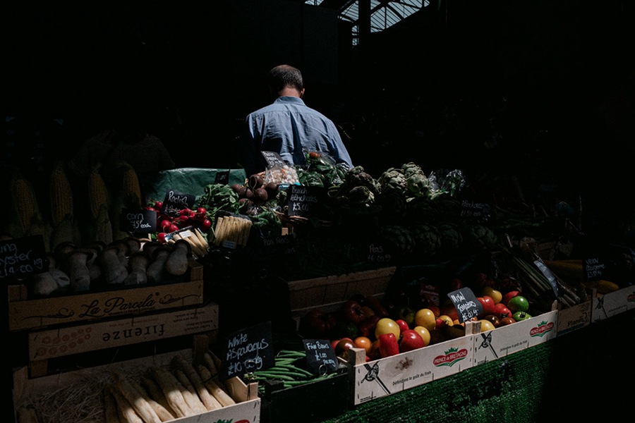 RNI All Films 5 真实富士柯达宝丽来胶片模拟电影美学颗粒风格LR调色预设 插件预设 第12张-素材湾丨精选海外优质设计素材资源 RNI All Films 5 真实富士柯达宝丽来胶片模拟电影美学颗粒风格LR调色预设 插件预设 sucaiwan.com