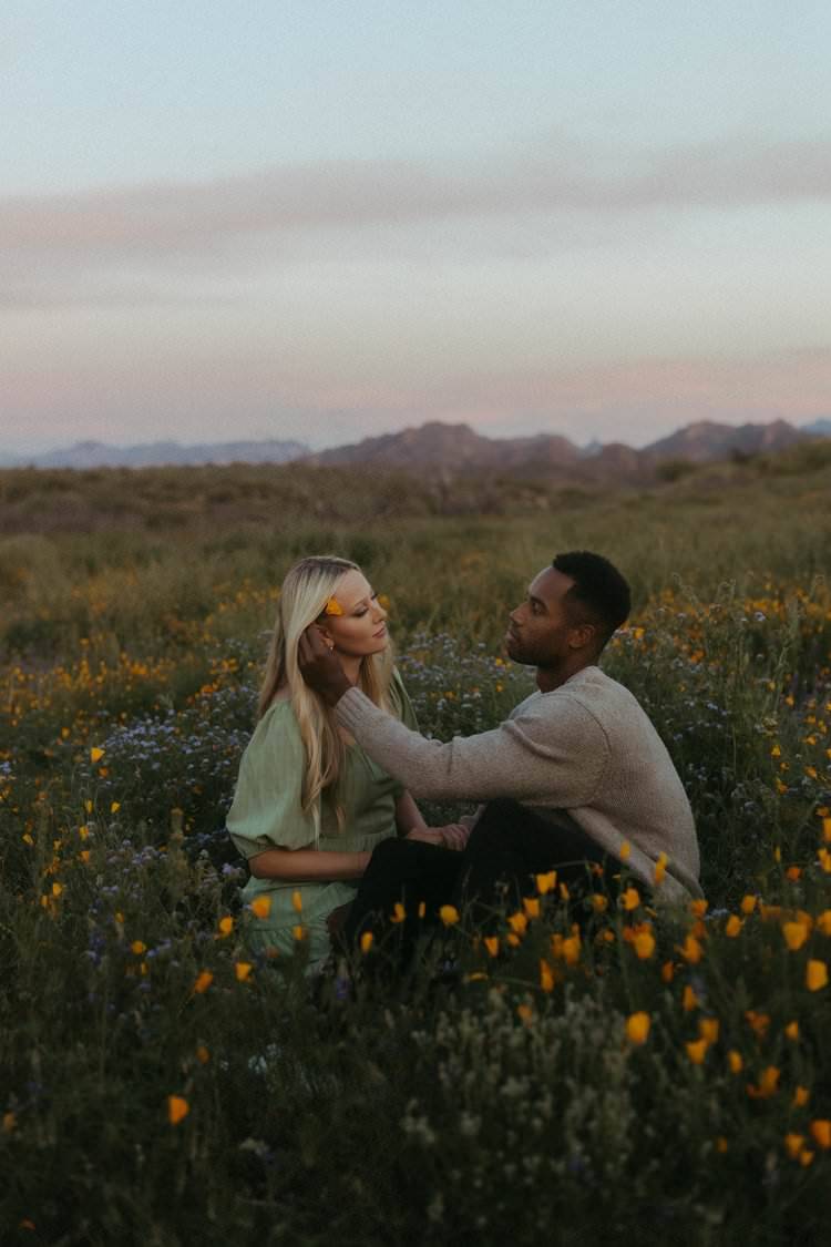 11款梦幻日落电影美学颗粒纹理胶片模拟婚礼情侣旅拍摄影照片LR预设 Meridian: Annie Morgan Saguaro Mobile 插件预设 第2张-素材湾丨精选海外优质设计素材资源 11款梦幻日落电影美学颗粒纹理胶片模拟婚礼情侣旅拍摄影照片LR预设 Meridian: Annie Morgan Saguaro Mobile 插件预设 sucaiwan.com