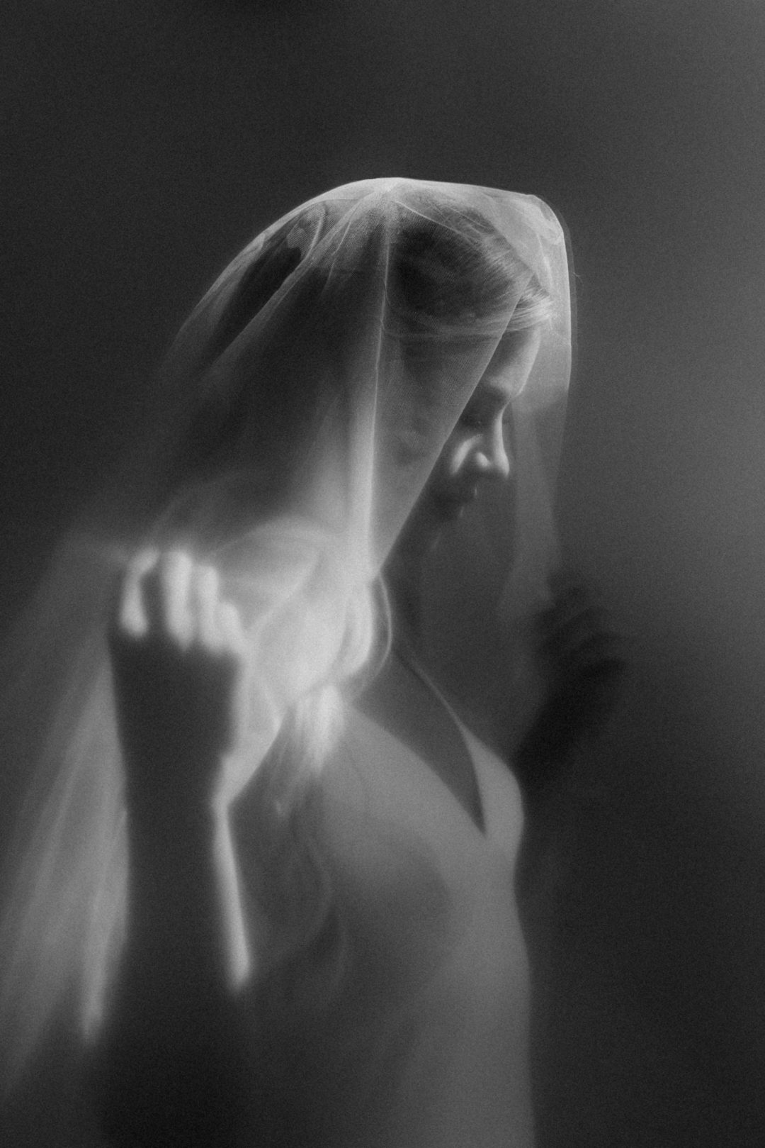 11款梦幻日落电影美学颗粒纹理胶片模拟婚礼情侣旅拍摄影照片LR预设 Meridian: Annie Morgan Saguaro Mobile 插件预设 第5张-素材湾丨精选海外优质设计素材资源 11款梦幻日落电影美学颗粒纹理胶片模拟婚礼情侣旅拍摄影照片LR预设 Meridian: Annie Morgan Saguaro Mobile 插件预设 sucaiwan.com