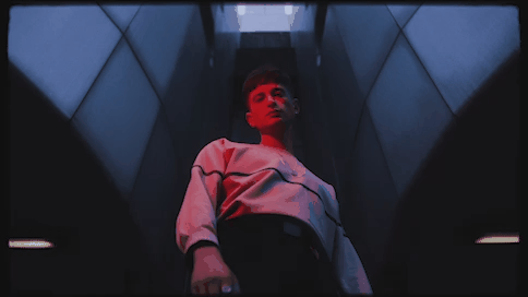 Acidbite 33个复古酸性胶卷手工打孔扫描纹理电影过渡覆盖层 PUNCH HOLE TRANSITIONS , sucaiwan.com