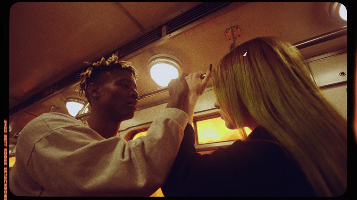 复古新趋势16MM电影胶片视觉美学颗粒4K纹理视频素材+LUT调色预设包 16MM 4K Film Overlays + Textures 影视音频 第5张-素材湾丨精选海外优质设计素材资源 复古新趋势16MM电影胶片视觉美学颗粒4K纹理视频素材+LUT调色预设包 16MM 4K Film Overlays + Textures 影视音频 sucaiwan.com