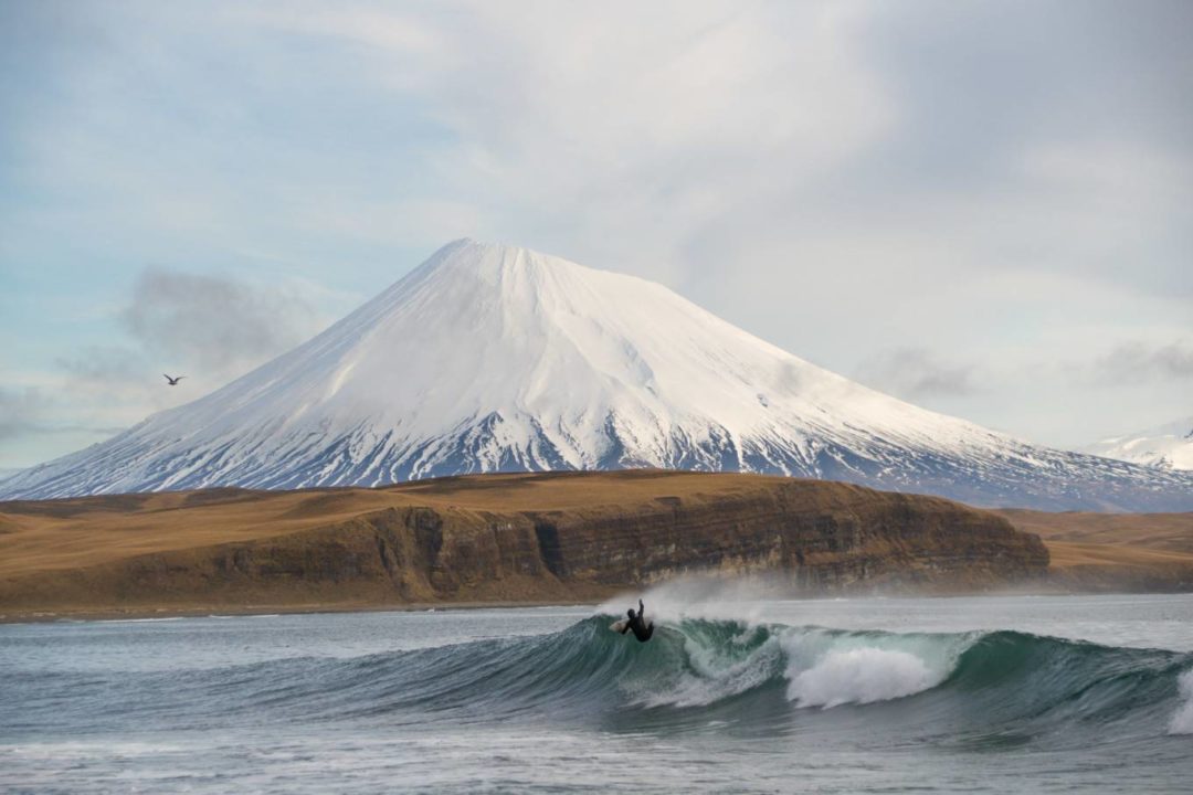 索尼/佳能/富士/尼康胶片模拟电影质感蓝绿色旅行摄影照片调色Lightroom预设包 DVLOP – Chris Burkard – Sunlight 插件预设 第6张-素材湾丨精选海外优质设计素材资源 索尼/佳能/富士/尼康胶片模拟电影质感蓝绿色旅行摄影照片调色Lightroom预设包 DVLOP – Chris Burkard – Sunlight 插件预设 sucaiwan.com