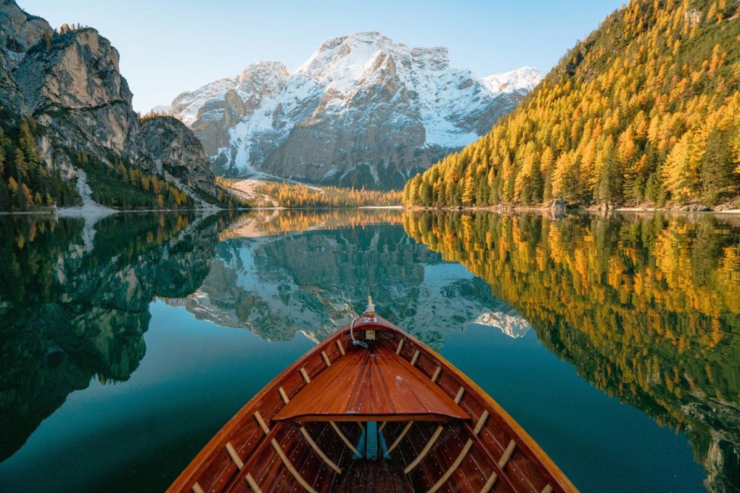 索尼/佳能/富士/尼康胶片模拟电影质感蓝绿色旅行摄影照片调色Lightroom预设包 DVLOP – Chris Burkard – Sunlight 插件预设 第15张-素材湾丨精选海外优质设计素材资源 索尼/佳能/富士/尼康胶片模拟电影质感蓝绿色旅行摄影照片调色Lightroom预设包 DVLOP – Chris Burkard – Sunlight 插件预设 sucaiwan.com