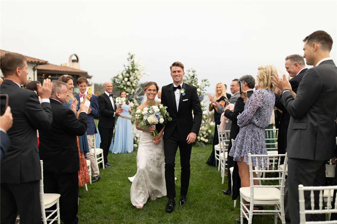 G-Presets Sydney Noelle 复古怀旧奶油色朦胧美学婚礼旅拍人像摄影LR调色预设 , 第11张-素材湾丨精选海外优质设计素材资源 G-Presets Sydney Noelle 复古怀旧奶油色朦胧美学婚礼旅拍人像摄影LR调色预设 , sucaiwan.com