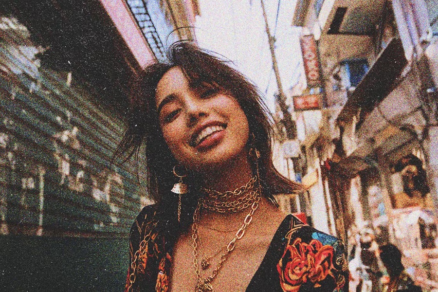 复古怀旧老照片灰尘划痕杂点纹理效果PS特效滤镜插件样机模板素材 Retro Noise Photo Effect 插件预设 第5张-素材湾丨精选海外优质设计素材资源 复古怀旧老照片灰尘划痕杂点纹理效果PS特效滤镜插件样机模板素材 Retro Noise Photo Effect 插件预设 sucaiwan.com