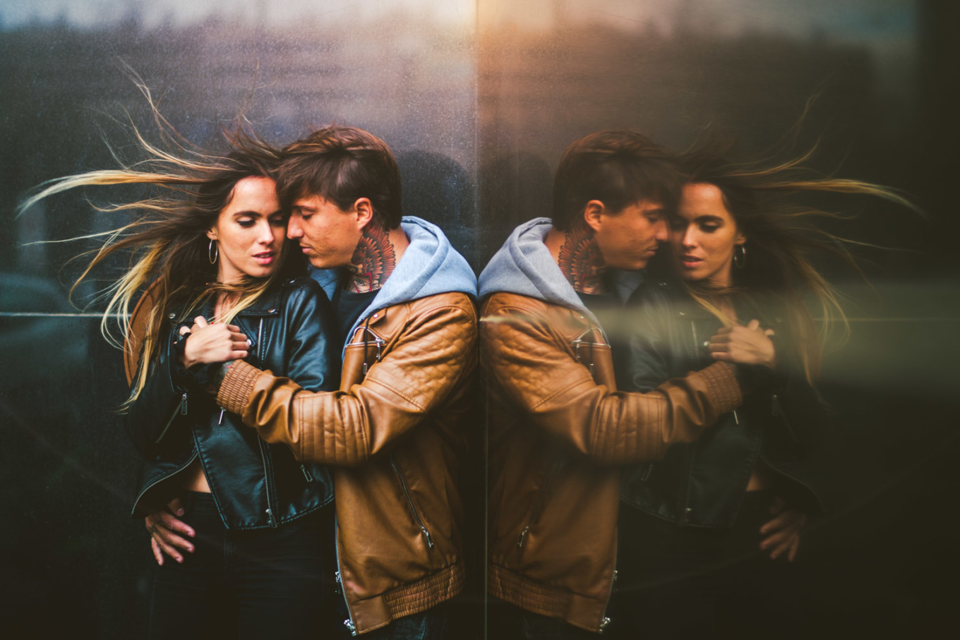 40款粉色橙色光晕效果情侣户外摄影照片调色Lightroom预设包 DVLOP – Tweaks And Leaks 插件预设 sucaiwan.com