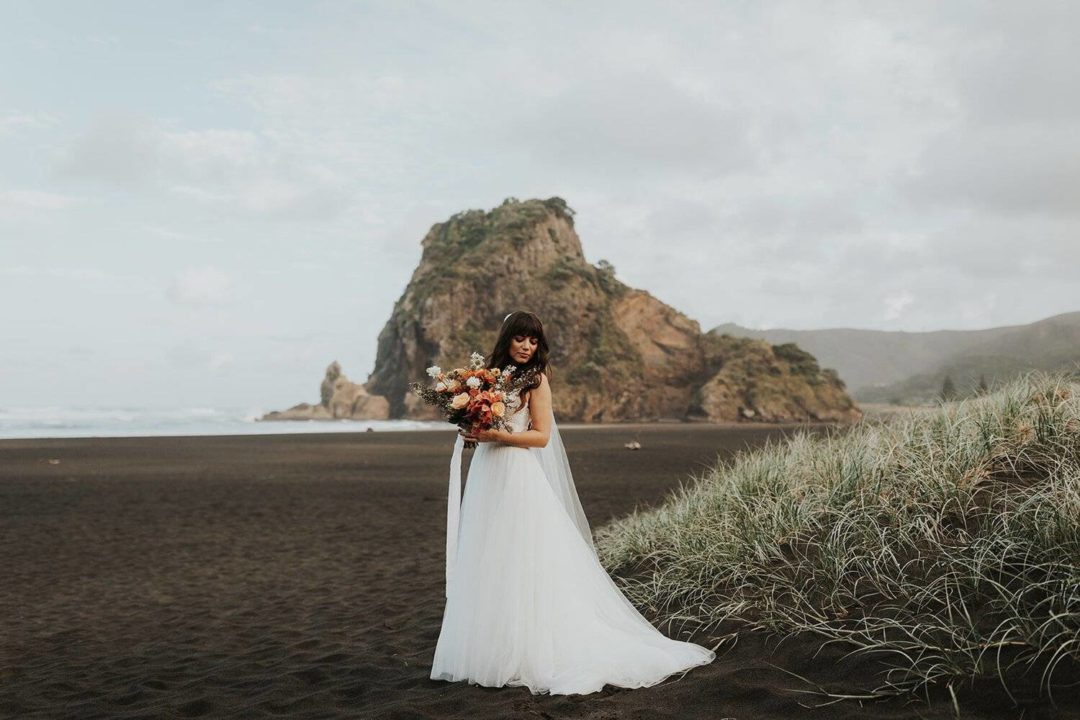 自然温暖色调肤色对比度情侣婚礼摄影照片调色Lightroom预设 Anni Graham – Yosemite Presets 插件预设 sucaiwan.com