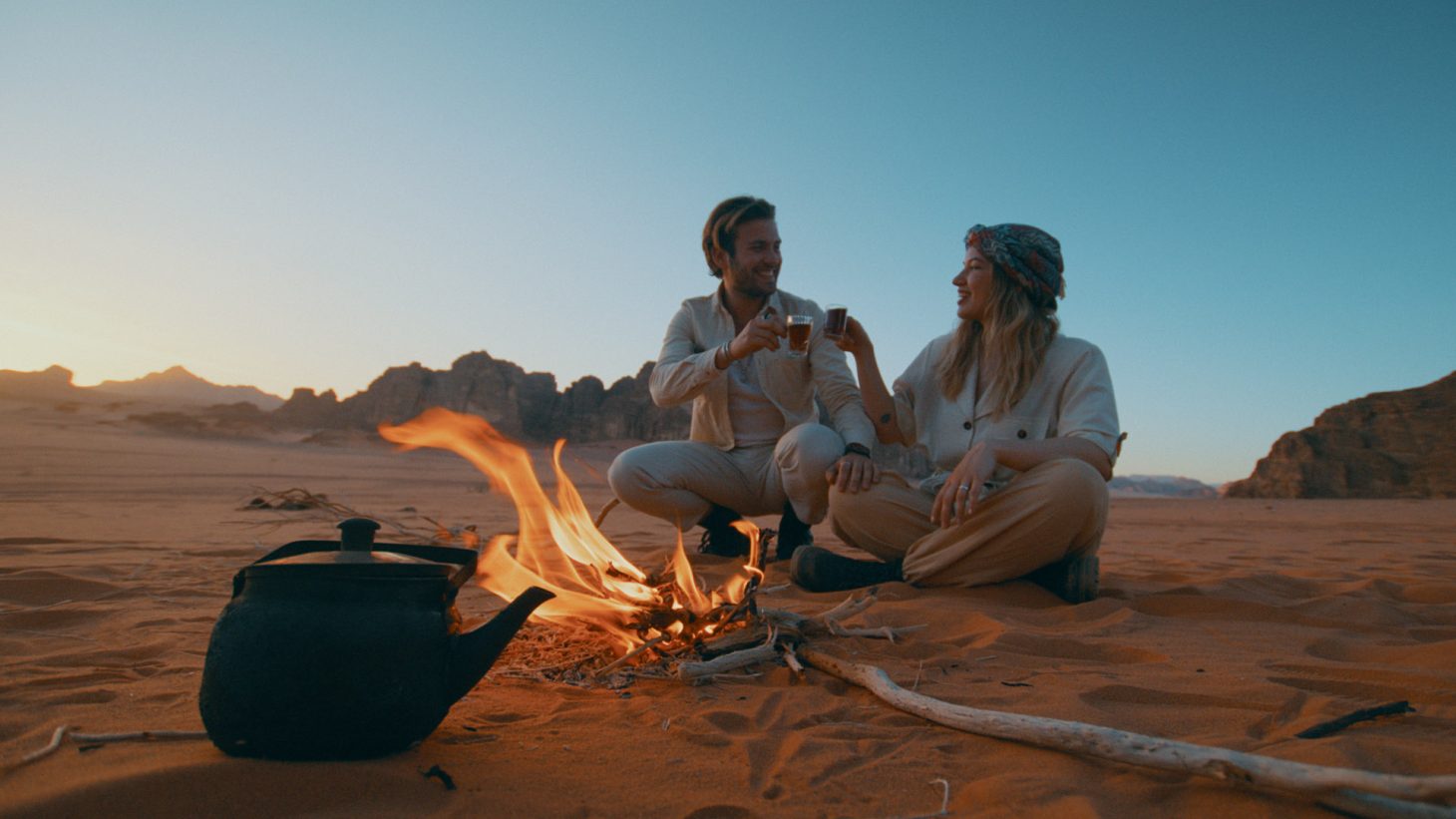 Gamut - Faction 经典好莱坞商业级橙色/蓝绿色色调电影感胶片模拟LUT调色预设 插件预设 第10张-素材湾丨精选海外优质设计素材资源 Gamut - Faction 经典好莱坞商业级橙色/蓝绿色色调电影感胶片模拟LUT调色预设 插件预设 sucaiwan.com